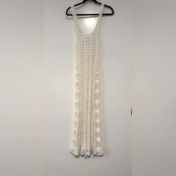 🆕 LULUs ✨ “bring on the beach” crochet bohemian long maxi dress coverup white - Picture 5 of 6
